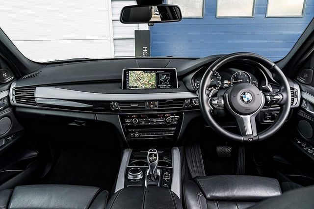 BMW X5 xDrive30d M Sport (2017) - Picture 27