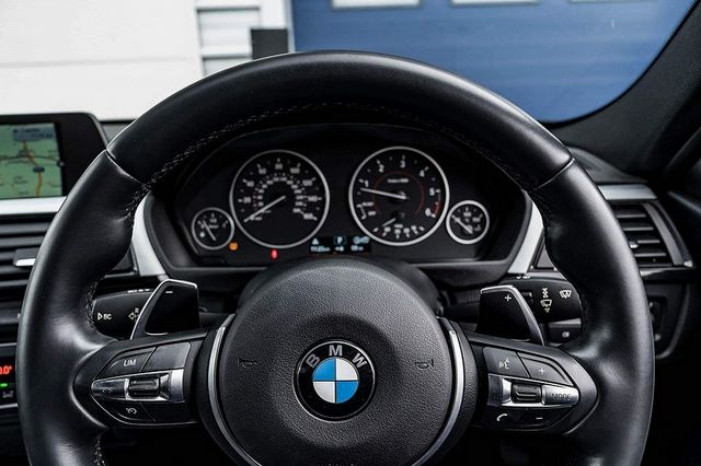 BMW 3 Series ActiveHybrid 3 M Sport (2015) - Picture 31