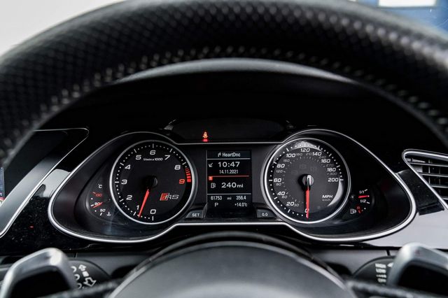 Audi RS4 Avant 4.2 FSI V8 Avant S Tronic quattro 5dr (2014) - Picture 32
