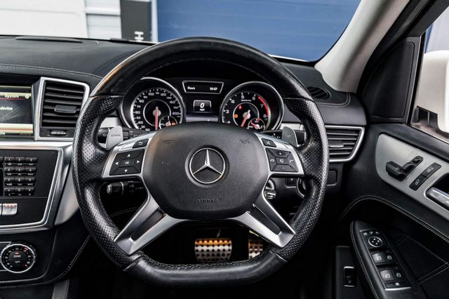 Mercedes-Benz M Class 5.5 ML63 V8 AMG Speedshift Plus 7G-Tronic 4WD 5dr (2014) - Picture 17